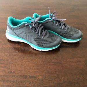 🌟SALE🌟Under Armour Women’s Training shoe